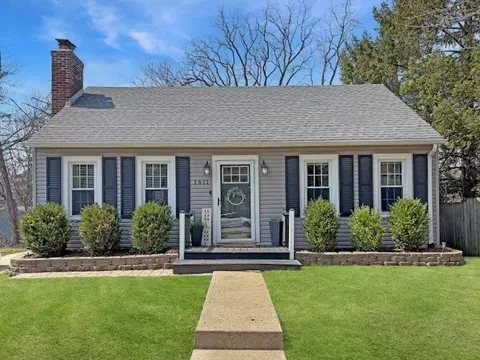 1611 Warren Rd, Rockford, IL 61108