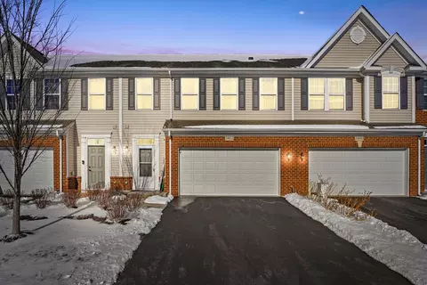 3402 Helene Rieder Dr, Montgomery, IL 60538