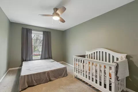 Bedroom - 1653 Valley Forge Ct #B, Wheaton, IL 60189 photo 2 of 4