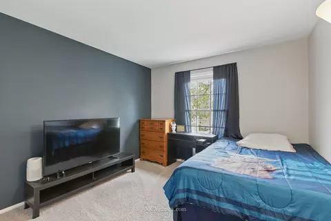 Bedroom - 1653 Valley Forge Ct #B, Wheaton, IL 60189 photo 1 of 4