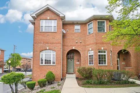 6422 W 65th St, Chicago, IL 60638