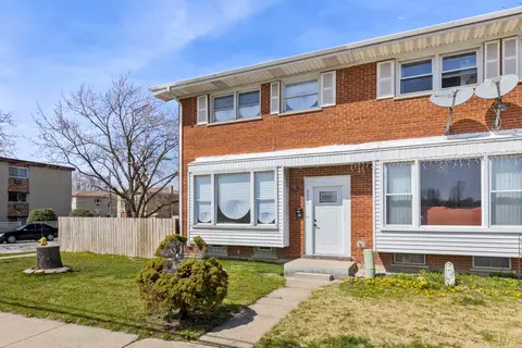 8801 N Grand St, Niles, IL 60714