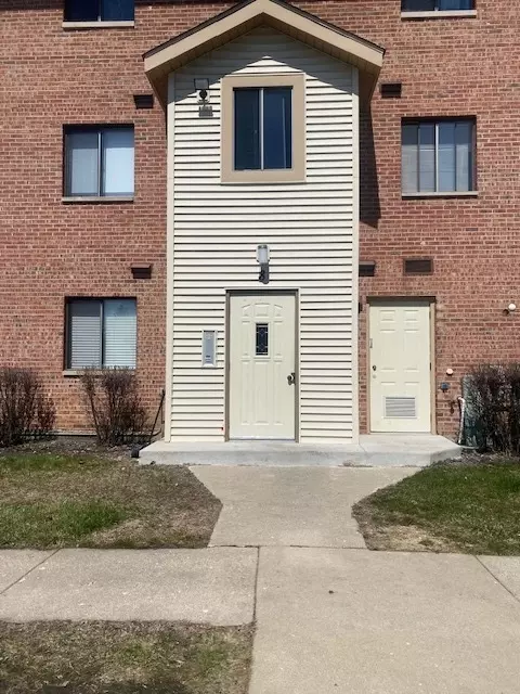 8 Echo Ct #6, Vernon Hills, IL 60061