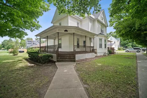 101 Elm St, Le Roy, IL 61752 photo 25