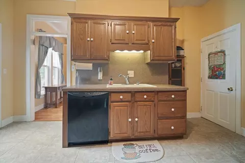 101 Elm St, Le Roy, IL 61752 photo 7