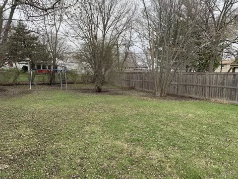 Exterior - 2107 Flicker Ln, Rolling Meadows, IL 60008 photo 2 of 3