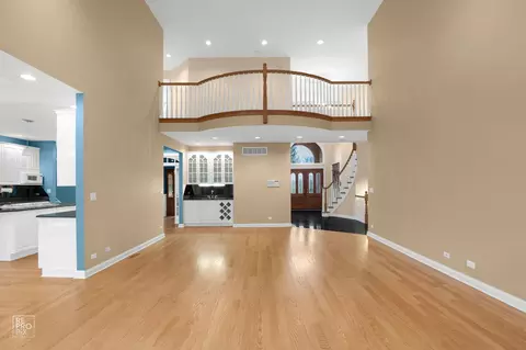8970 Enclave Dr, Burr Ridge, IL 60527 photo 19