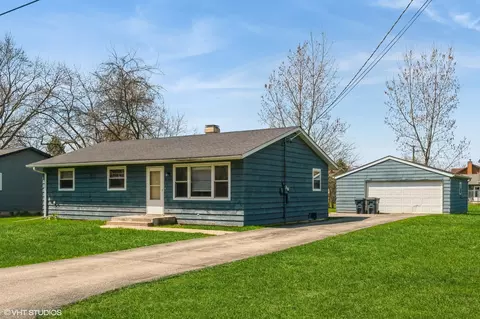 38220 N Russell Ave, Beach Park, IL 60087