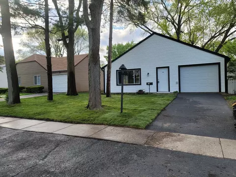 112 Long Beach Rd, Montgomery, IL 60538