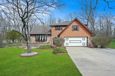 24357 S Plum Valley Dr, Crete, IL 60417