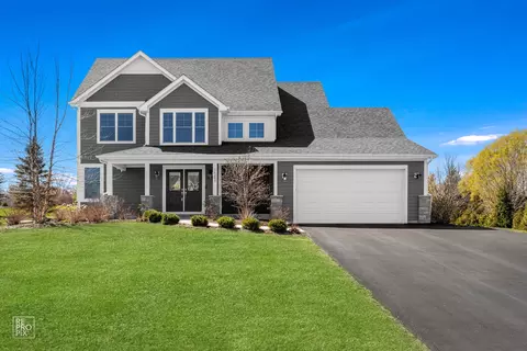 7562 Madeline Dr, Yorkville, IL 60560