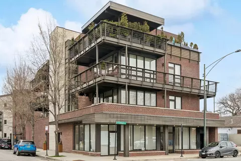 2303 N Bosworth Ave #3A, Chicago, IL 60614