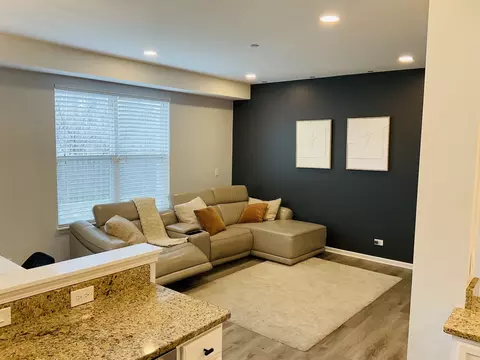 Living - 2425 Birch St, Des Plaines, IL 60018 photo 1 of 1