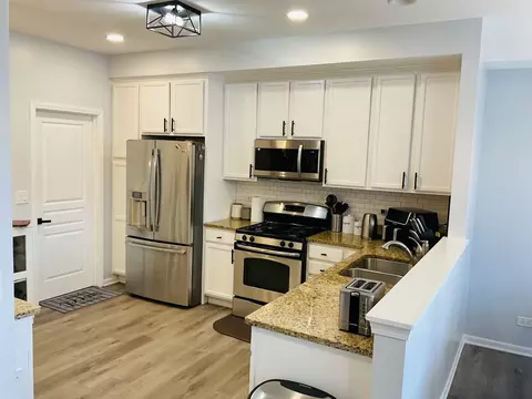 Kitchen - 2425 Birch St, Des Plaines, IL 60018 photo 3 of 5