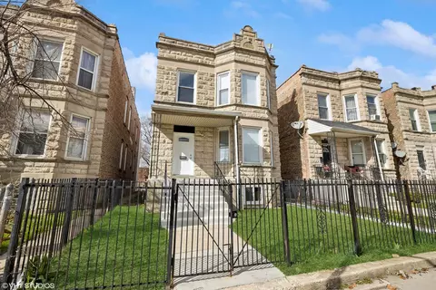 4120 W Cullerton St, Chicago, IL 60623