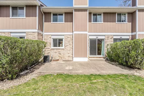 1256 Reading Ct, Wheaton, IL 60189 photo 26
