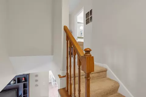 1256 Reading Ct, Wheaton, IL 60189 photo 16