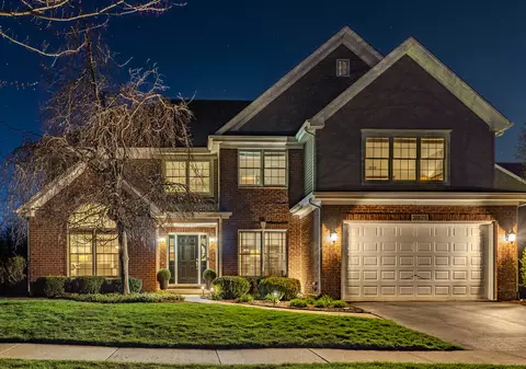 39 W310 Preston Cir, Geneva, IL 60134