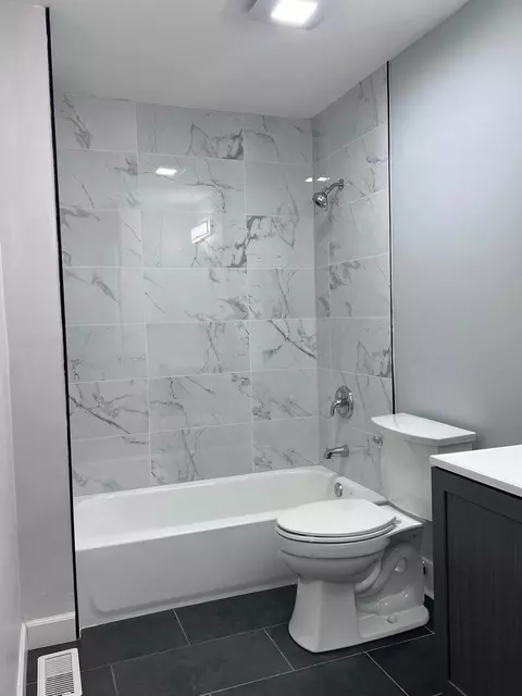 1170 Singleton Dr, Roselle, IL 60172 photo 20
