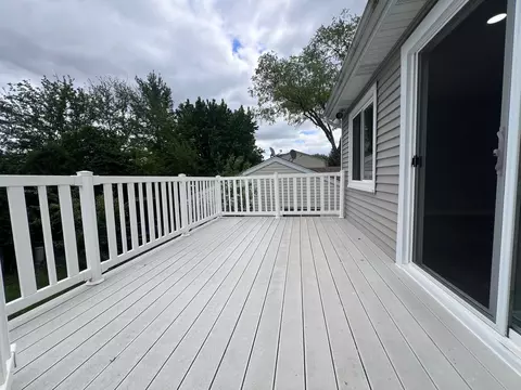 1170 Singleton Dr, Roselle, IL 60172 photo 14