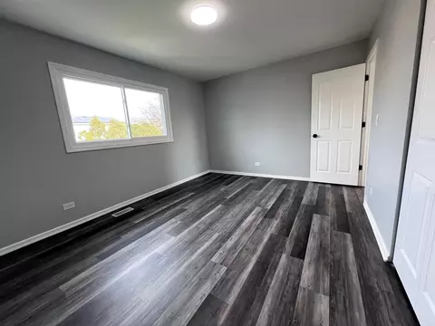1170 Singleton Dr, Roselle, IL 60172 photo 23