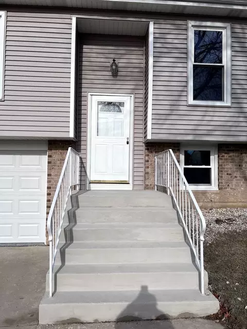 1170 Singleton Dr, Roselle, IL 60172 photo 7