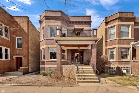 4832 N Claremont Ave, Chicago, IL 60625