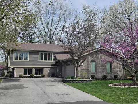 520 Hackberry Rd, Frankfort, IL 60423