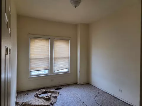 639 W 59th St, Chicago, IL 60621 photo 2