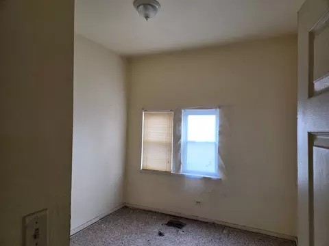 639 W 59th St, Chicago, IL 60621 photo 3
