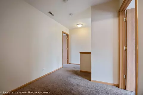Entry Way - 2125 Union Mill Dr, Aurora, IL 60503 photo 4 of 4