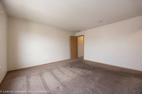 Bedroom - 2125 Union Mill Dr, Aurora, IL 60503 photo 2 of 4