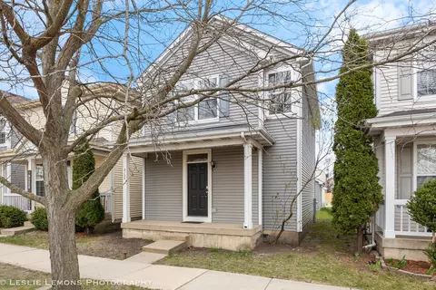 2125 Union Mill Dr, Aurora, IL 60503