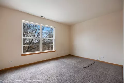 Bedroom - 2125 Union Mill Dr, Aurora, IL 60503 photo 3 of 4