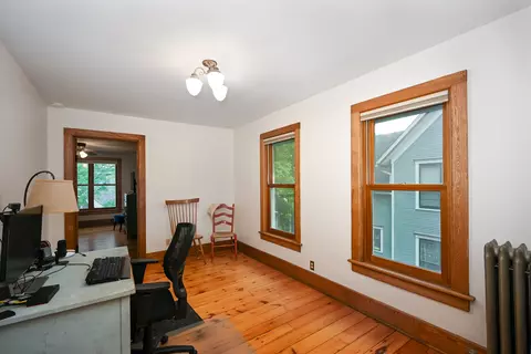 617 N West St, Wheaton, IL 60187 photo 20