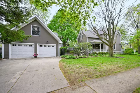 617 N West St, Wheaton, IL 60187 photo 32