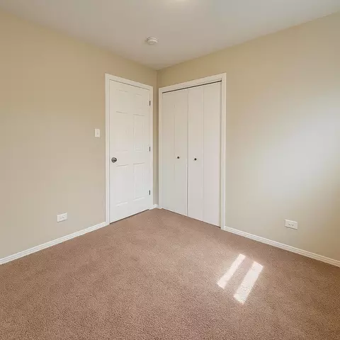 5660 Dover Rd, Oak Forest, IL 60452 photo 17