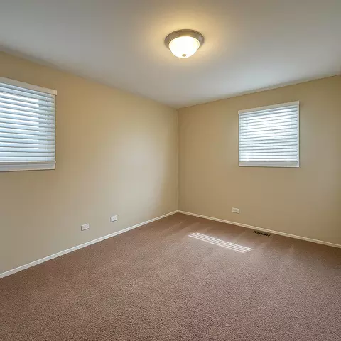 5660 Dover Rd, Oak Forest, IL 60452 photo 14