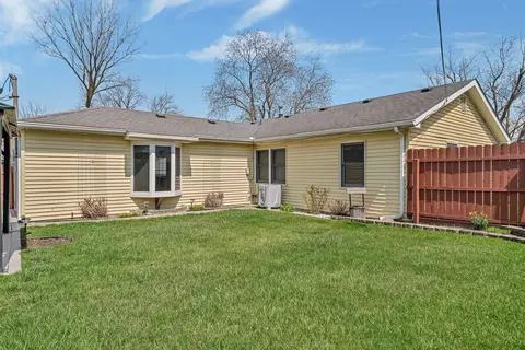 Exterior - 1713 Innercircle Dr, Crest Hill, IL 60403 photo 10 of 10