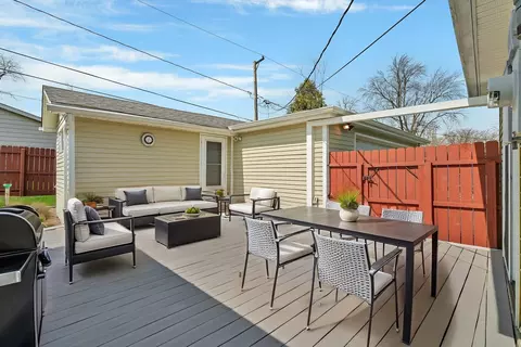Exterior - 1713 Innercircle Dr, Crest Hill, IL 60403 photo 1 of 10