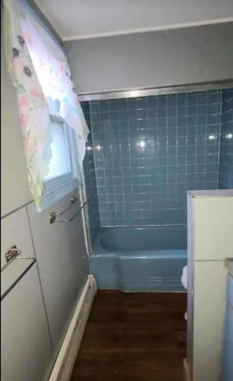 Bath - 113 Cunningham Ave, Danville, IL 61832 photo 1 of 2