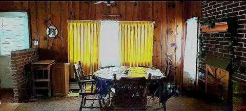 Dining - 113 Cunningham Ave, Danville, IL 61832 photo 1 of 1