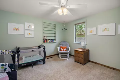 Bedroom - 4618 W Hilltop Dr, Kankakee, IL 60901 photo 2 of 4