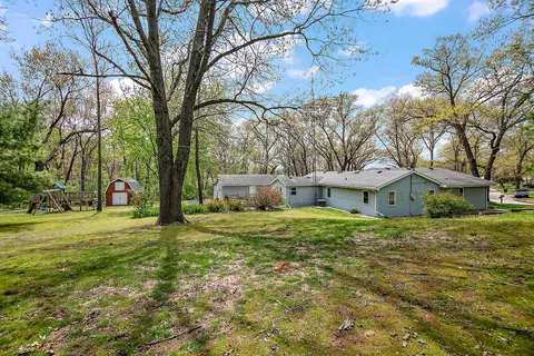 Exterior - 4618 W Hilltop Dr, Kankakee, IL 60901 photo 6 of 8