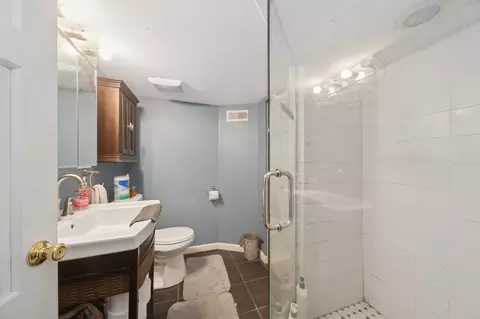 Bath - 864 E Thacker St, Des Plaines, IL 60016 photo 2 of 2