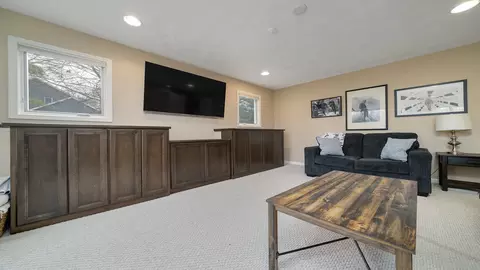 7676 Forest Way, Roscoe, IL 61073 photo 39