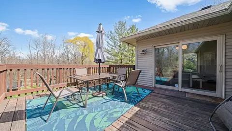 7676 Forest Way, Roscoe, IL 61073 photo 11
