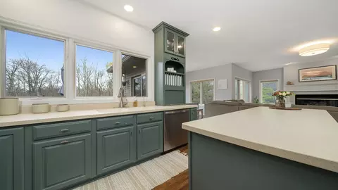 7676 Forest Way, Roscoe, IL 61073 photo 15