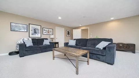 7676 Forest Way, Roscoe, IL 61073 photo 38