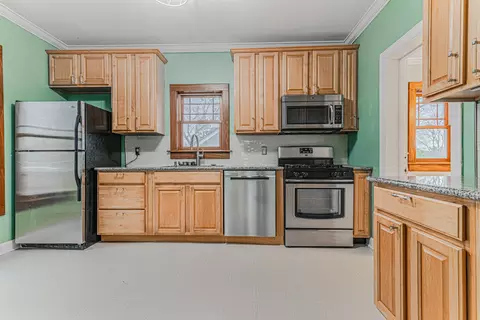 1507 N Riverside Dr, Mchenry, IL 60050 photo 11